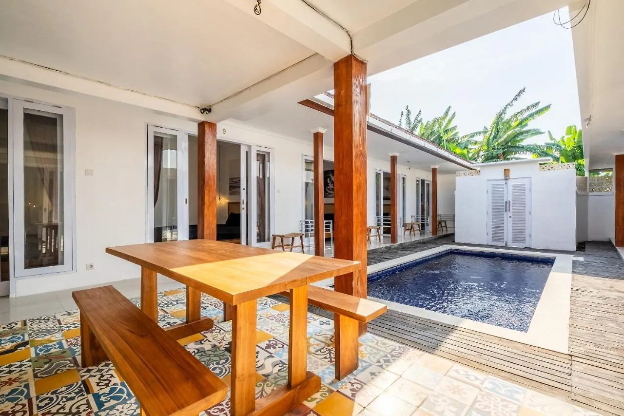 Gasthof Lumturi House - Centrally Located Seminyak